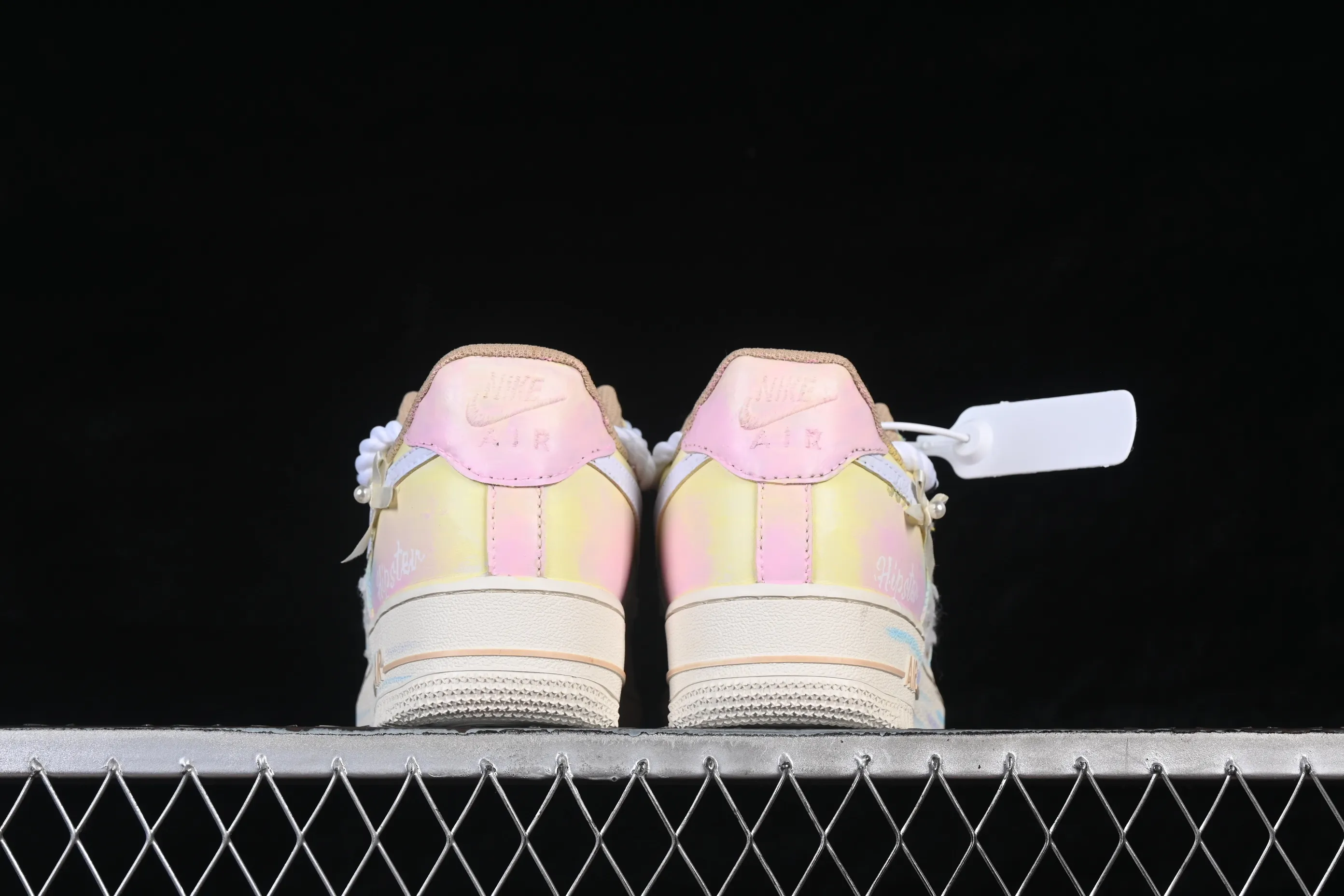 All categories Nk Air Force 1 Air Force series Nk Air Force 1 Low Air Force low-top Nike Air Force 1'07 Low "Mist Island Starlight" Hand-painted graffiti Wuyu Starlight Air Force One low-top casual sneakers FJ7740-120